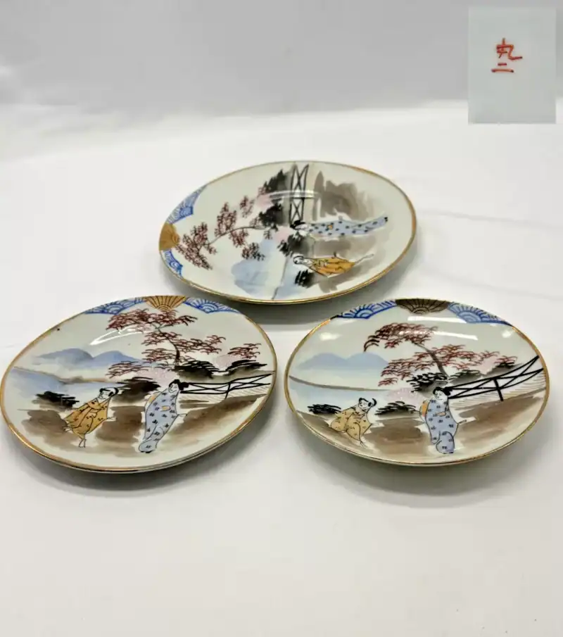Japanese Maruni Porcelain Plates Hand-Painted Geisha Landscape Gold Trim
