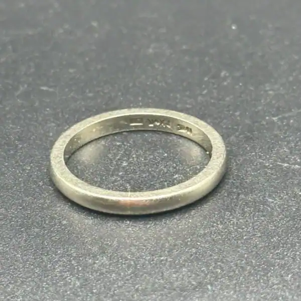Vintage Mid-Century 18ct White Gold Wedding Band