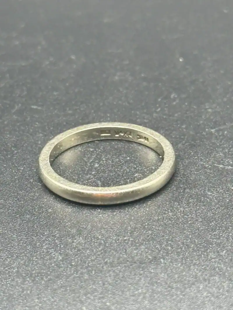 Vintage Mid-Century 18ct White Gold Wedding Band